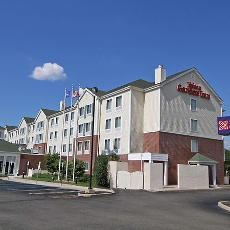 Hilton Garden Inn Westbury Luaran gambar